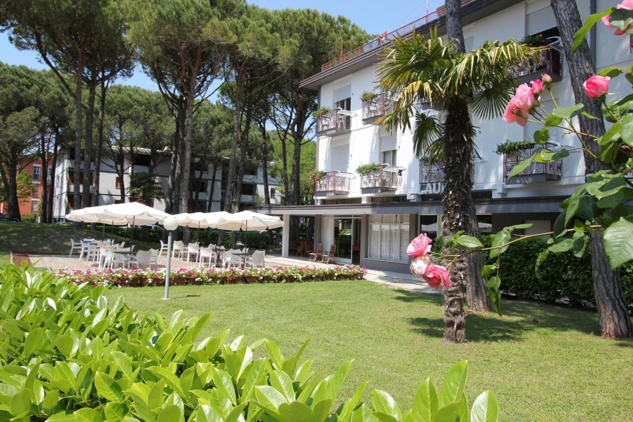 Hotel Laura Bibione Kültér fotó